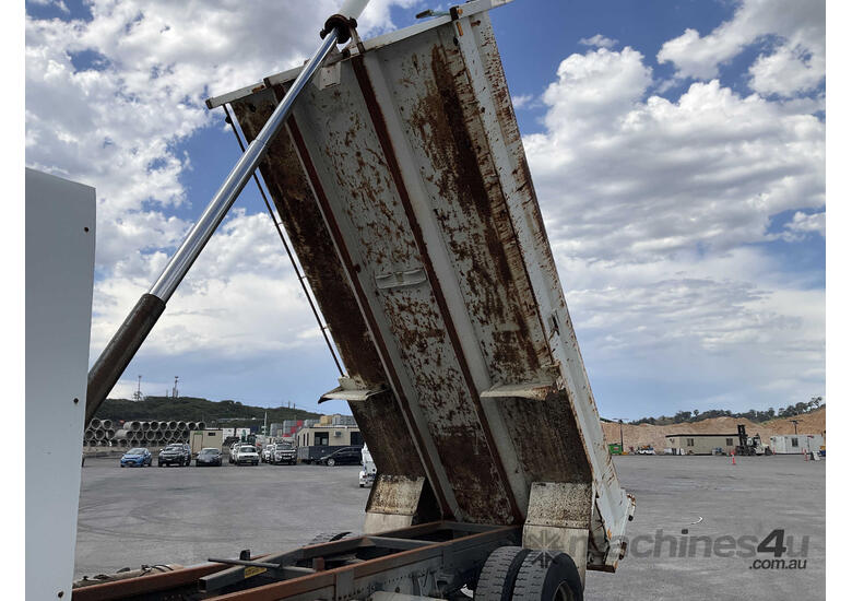 2005 Mercedes Benz Actros 1628 Tipper
