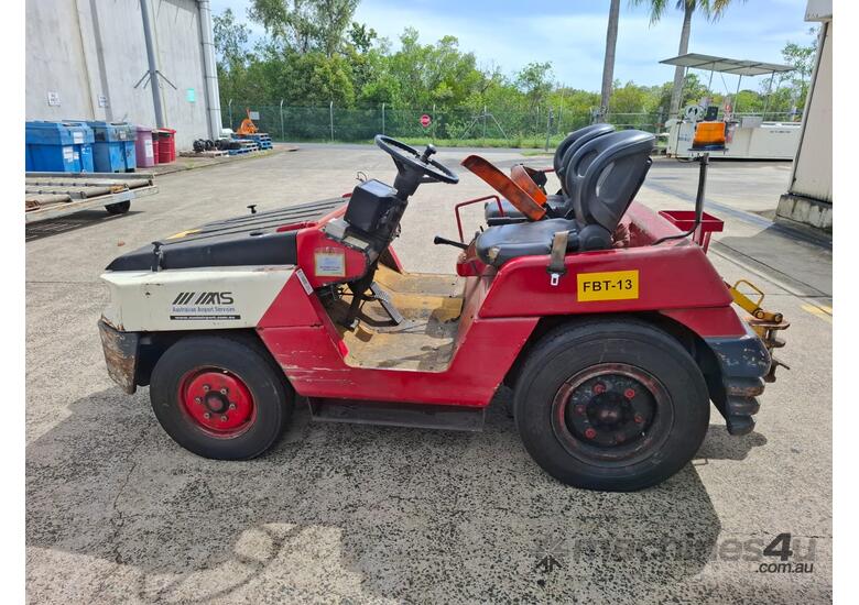 02-2TG25 Toyota Baggage Tug