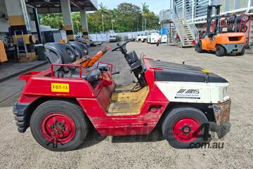 Toyota 02-2TG25   Baggage Tug