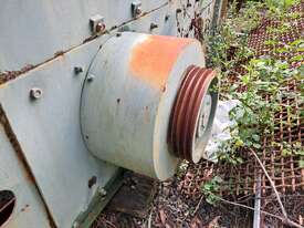 Vibratory Screen, Approx. 16ft x 8ft - picture2' - Click to enlarge