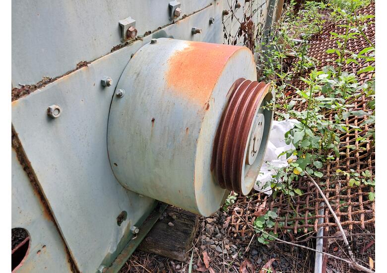 Vibratory Screen, Approx. 16ft x 8ft