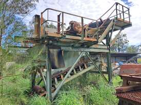 Vibratory Screen, Approx. 16ft x 8ft - picture1' - Click to enlarge