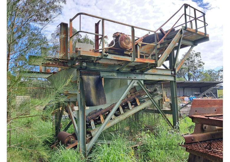 Vibratory Screen, Approx. 16ft x 8ft