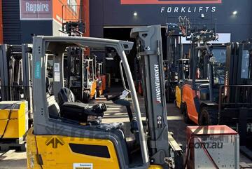 2018 1.8t Jungheinrich Electric Container Mast