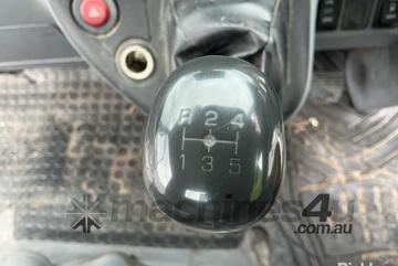 2009 Mitsubishi Canter L7/800 Table Top