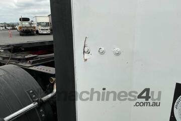 1999 Kenworth T604 Prime Mover Sleeper Cab