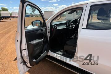 2017 Mercedes-Benz X-Class X220d Pure Diesel