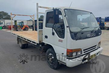 Isuzu   NPR58