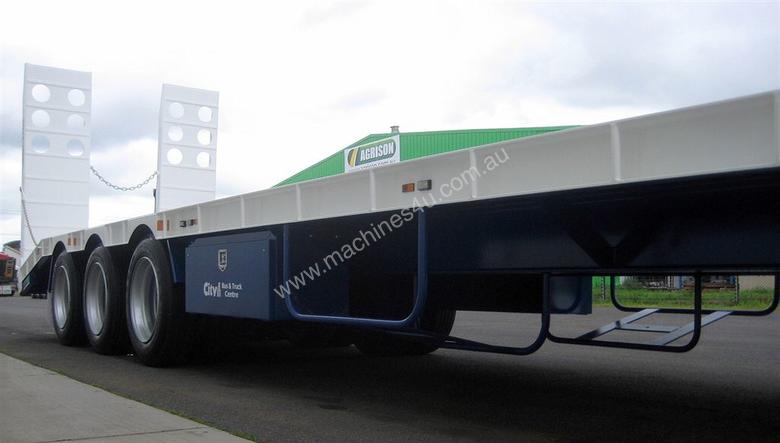 caption HEAVY DUTY TAG TRAILERS