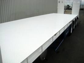 HEAVY DUTY TAG TRAILERS - picture2' - Click to enlarge