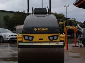BOMAG 2.7T TWIN DRUM VIBRATING ROLLER UNUSED 2014 - picture1' - Click to enlarge