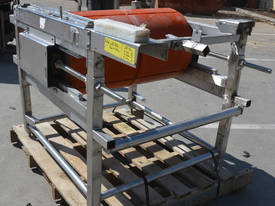 stainless conveyor end rollers and belt tensioners - picture1' - Click to enlarge