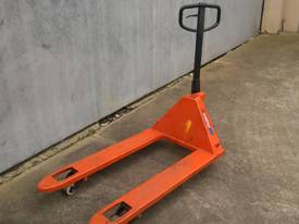 EUROLIFTER Pallet Truck - picture1' - Click to enlarge