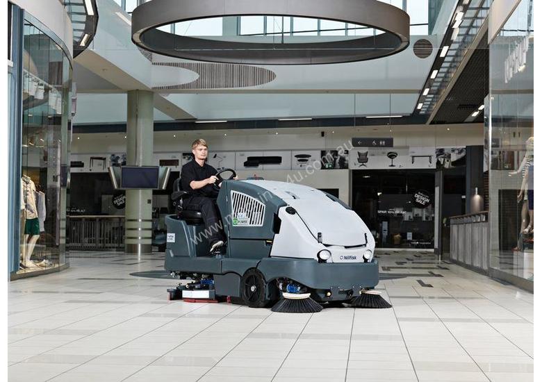 caption Nilfisk Combination Sweeper Scrubber CS7010