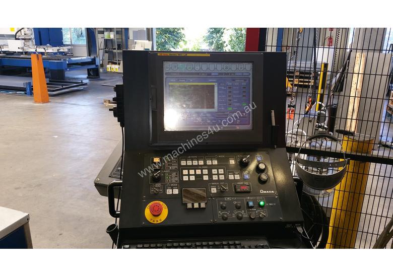 caption Amada FO 3015 4kW (2005)