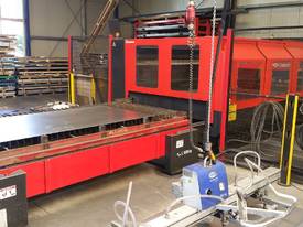 Amada FO 3015 4kW (2005) - picture1' - Click to enlarge