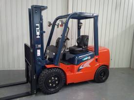 HELI CD30 DIESEL FORKLIFT CONTAINER MAST-909 HOURS - picture1' - Click to enlarge