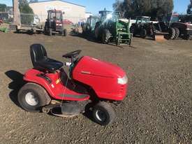 Jonsered LT2771A Mower - picture1' - Click to enlarge