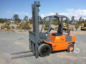 YALE GDP060R Forklift - picture0' - Click to enlarge