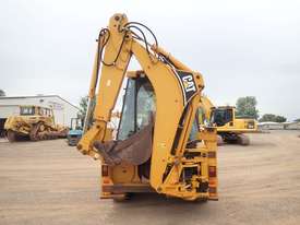 Caterpillar 432D Backhoe - picture1' - Click to enlarge