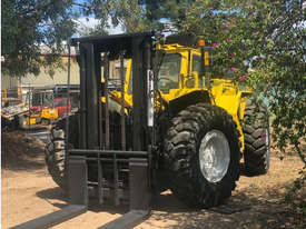 14T LIFTKING 4WD (3m Lift) LK1600 Diesel Forklift - picture2' - Click to enlarge