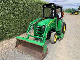 John Deere 4210 Compact Utility Tractor - picture1' - Click to enlarge