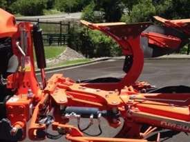 Kubota Reversible Mouldboard Plough - picture1' - Click to enlarge