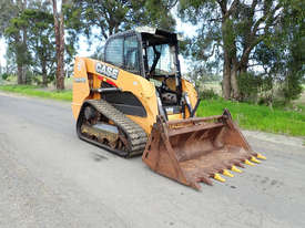 Case TR270 Skid Steer Loader - picture0' - Click to enlarge