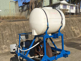 Water Wheel Transplanter Planters Seeding/Planting Equip - picture0' - Click to enlarge