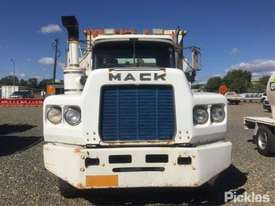 1986 Mack Value Liner - picture1' - Click to enlarge