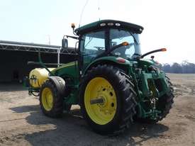 John Deere 8235R - picture1' - Click to enlarge