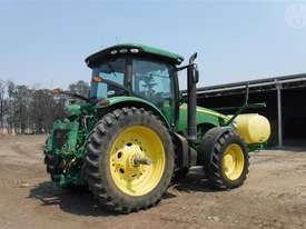 John Deere 8235R - picture2' - Click to enlarge
