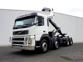 2008 Volvo FM380 8x4 20 Ton Automatic Hooklift - picture0' - Click to enlarge