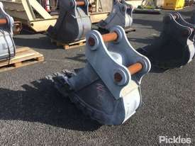 450mm Digging Bucket to suit 25 Tonne Excavator. - picture2' - Click to enlarge