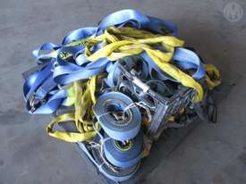 1 Pallet Assorted Straps&slings - picture0' - Click to enlarge