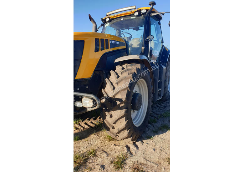 Used 2016 jcb JCB FASTRAC 8310 FWA 4WD Tractor Tractors in , Listed