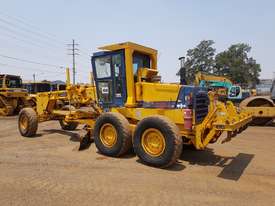 1987 Komatsu GD525A-1 Grader *CONDITIONS APPLY* - picture2' - Click to enlarge