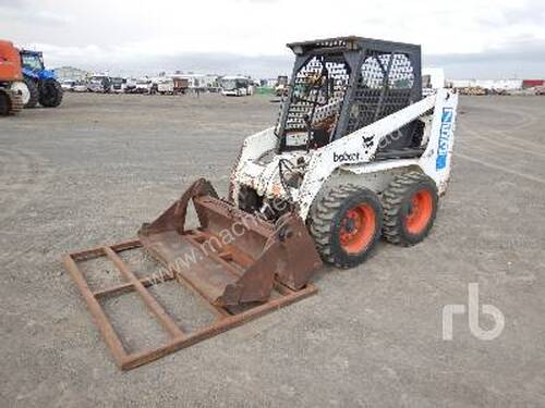 BOBCAT 753B Skid Steer Loader