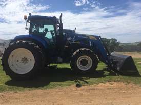 New Holland T6090  FWA/4WD Tractor - picture2' - Click to enlarge