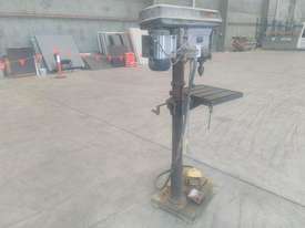 Detroit Pedestal Drill Press - picture1' - Click to enlarge
