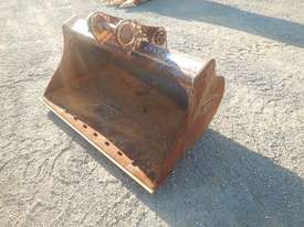 1500mm Mud Bucket to suit Excavator, Pins - picture0' - Click to enlarge