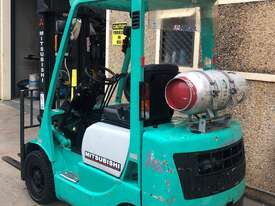 Quality Forklift Under $5K - picture1' - Click to enlarge