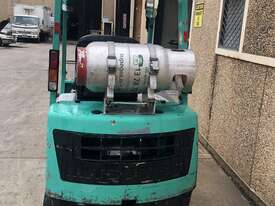 Quality Forklift Under $5K - picture2' - Click to enlarge
