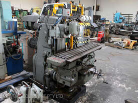 TOS FA3A-U Universal Milling machine - picture0' - Click to enlarge