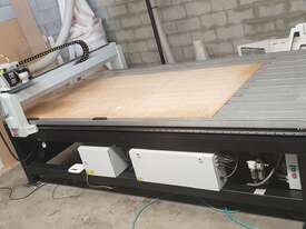 Multicam SR2515vi CNC router 2500 x 1500 bed - picture0' - Click to enlarge