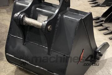 Roo attachments 6.5- 8.0 Ton Trenching Bucket 750mm