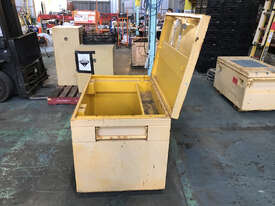 Heavy Duty Site Box Toolbox 1220mm long x 760mm wide - picture2' - Click to enlarge