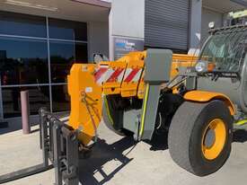 Used Dieci 40.17 Telehandler For Sale with Pallet Forks, Jib/Hook, Side Shift - picture2' - Click to enlarge
