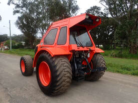 Kubota M108 FWA/4WD Tractor - picture2' - Click to enlarge