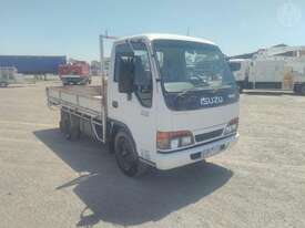 Isuzu NKR200 - picture0' - Click to enlarge